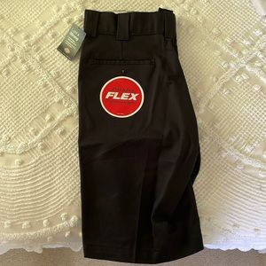 NEW! Men’s Dickies Relaxed Fit Flex Work Short-Size 30 with 11” Inseam
